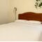 Reserva Nº: 31144 Habitación: Habitación Básica Matrimonial / Aire Acondicionado/4to piso Fechas: 2026-09-02 a 2026-09-03